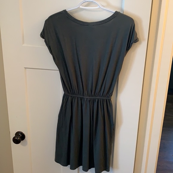 H&M Basic Dress - Picture 3 of 3